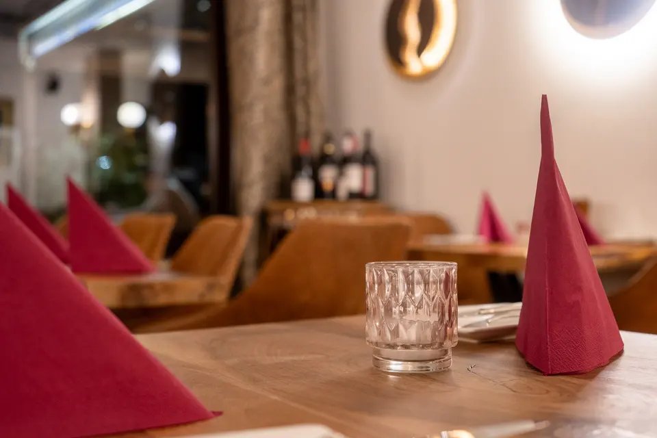 Restaurant 6