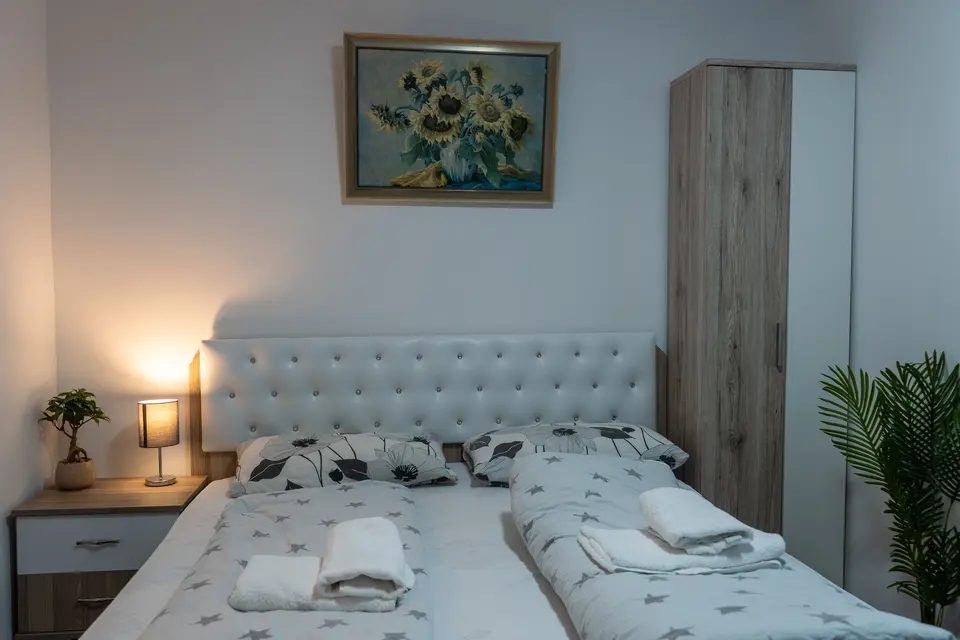 Room 1